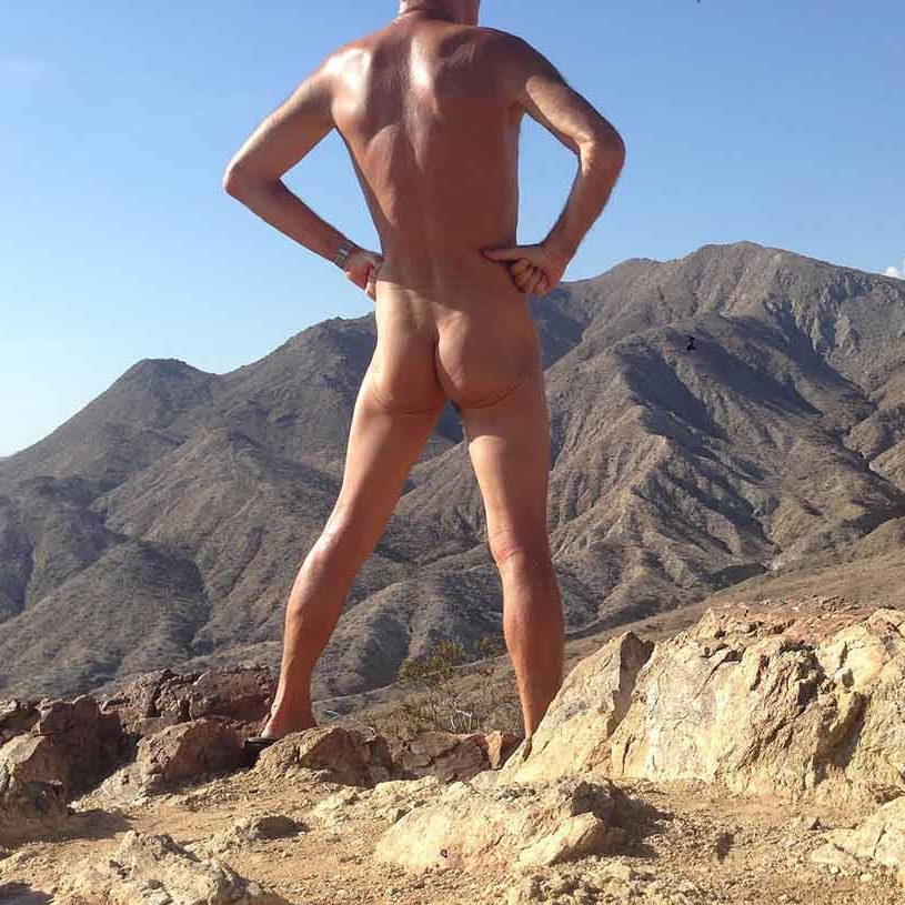 Hike1.jpg