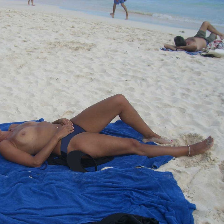 topless-sunbathing-2007A-1024x949