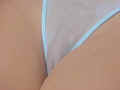 4real_close_blue.jpg (32369 bytes)